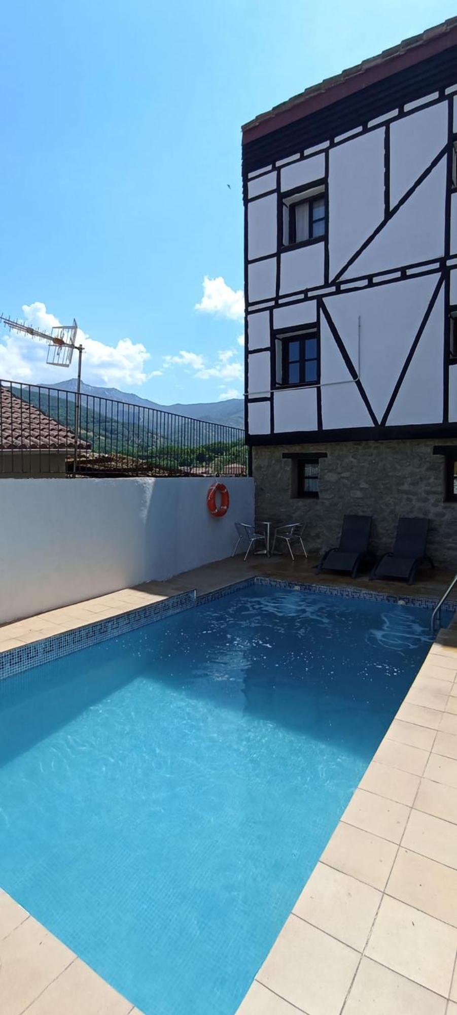 Hervás Apartamentos La Iguana מראה חיצוני תמונה