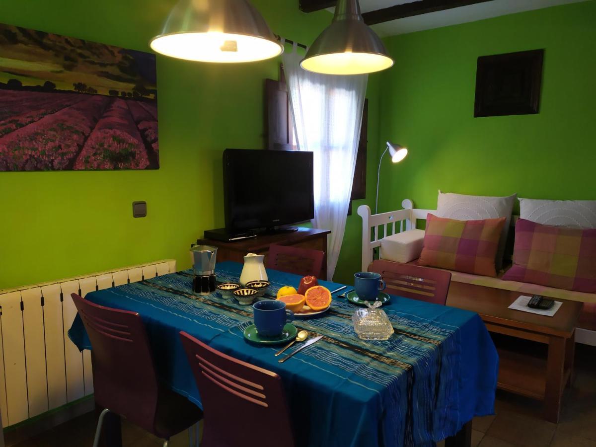 Hervás Apartamentos La Iguana מראה חיצוני תמונה