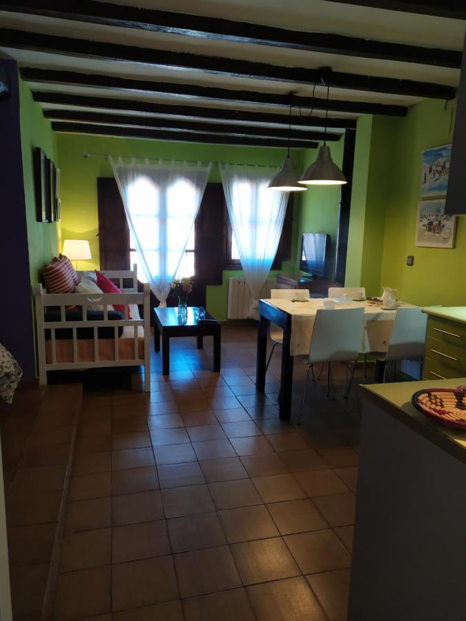 Hervás Apartamentos La Iguana מראה חיצוני תמונה